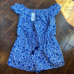 NWT Vineyard vines romper